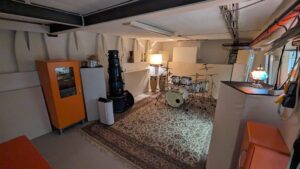 studio B